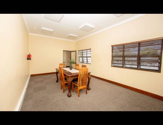 686M² BUSINESS CENTRE FOR SALE IN SOUTHERNWOOD